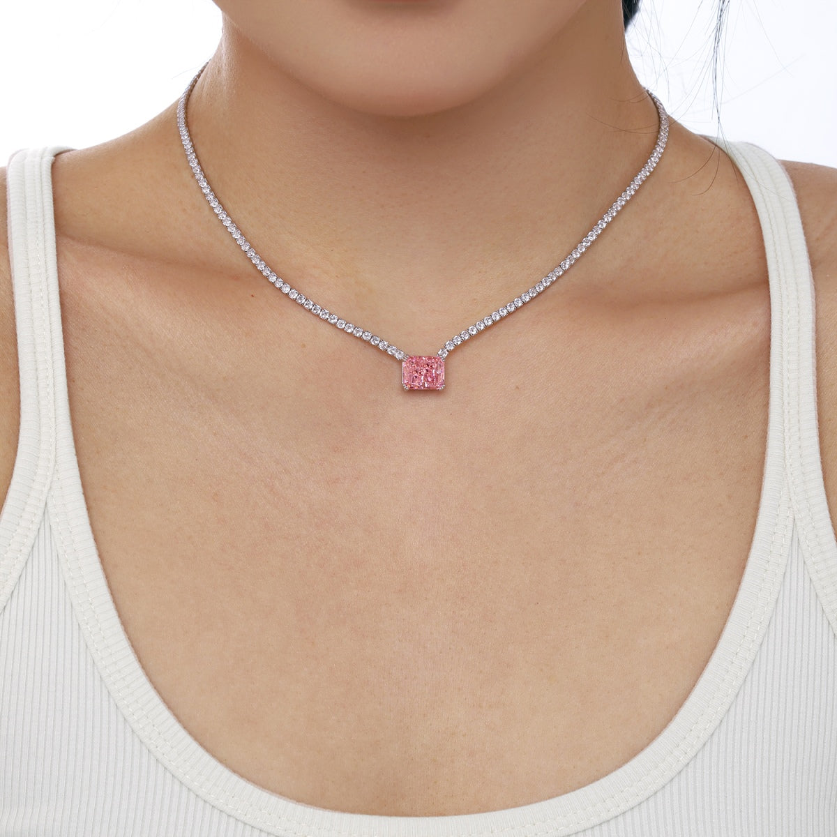 [Rose Tomorrow]4.0 Carat Elegant Radiant Cut Necklace