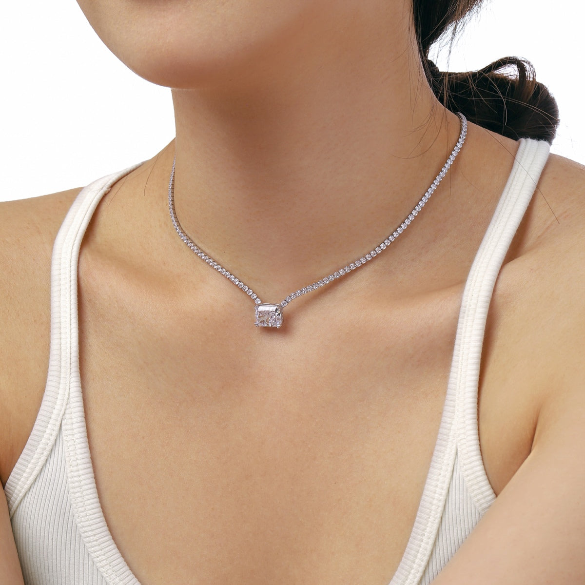 [Rose Tomorrow]4.0 Carat Elegant Radiant Cut Necklace