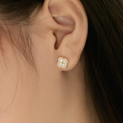 [Rose Tomorrow]Four-Leaf Clover Flower Shaped Earrings