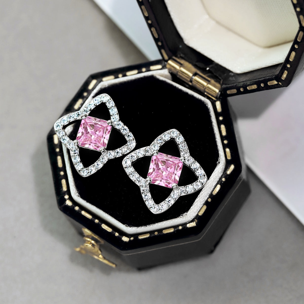 [Rose Tomorrow]Elegant Star Shape Princess Cut Daily Earrings