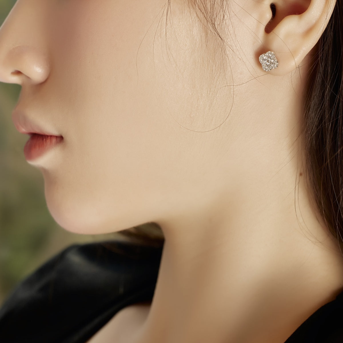 [Rose Tomorrow]Four-Leaf Clover Flower Shaped Earrings