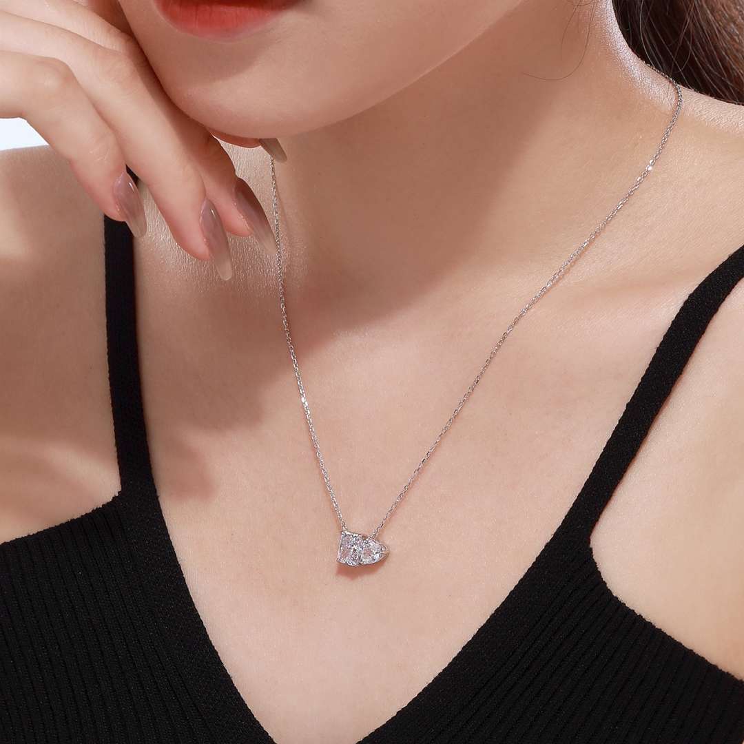 [Rose Tomorrow]Dazzling Square & Heart Shape Necklace