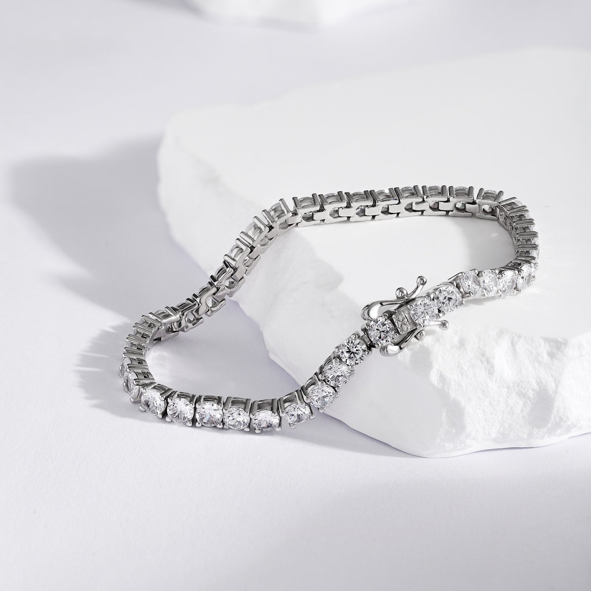 [Rose Tomorrow]Luxurious Ornate Round Cut Tennis Bracelet