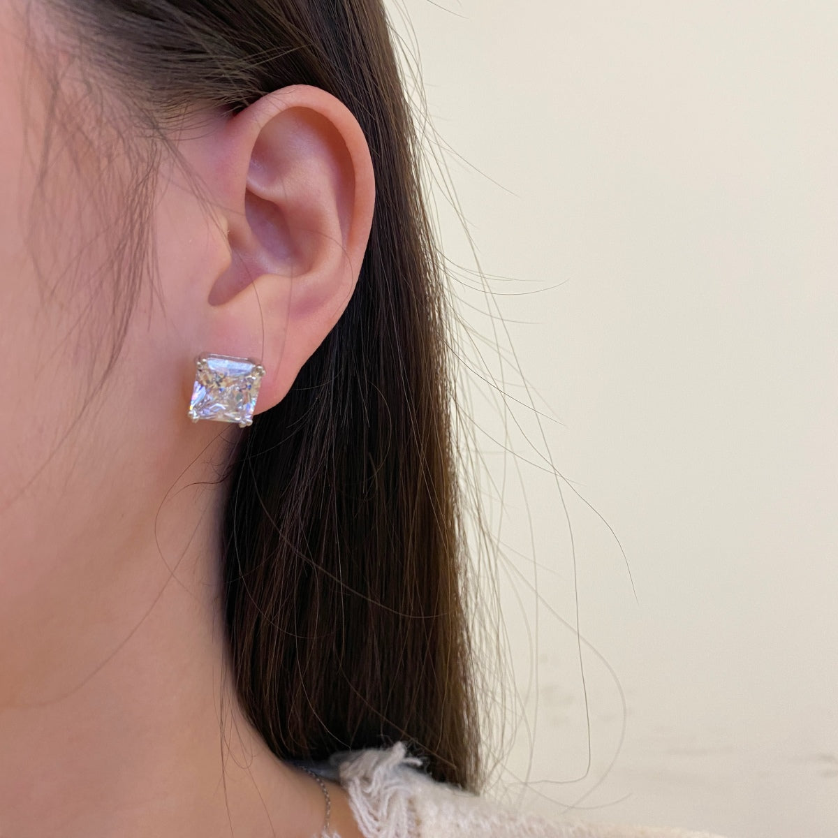 [Rose Tomorrow]Delicate Square Shape Earrings