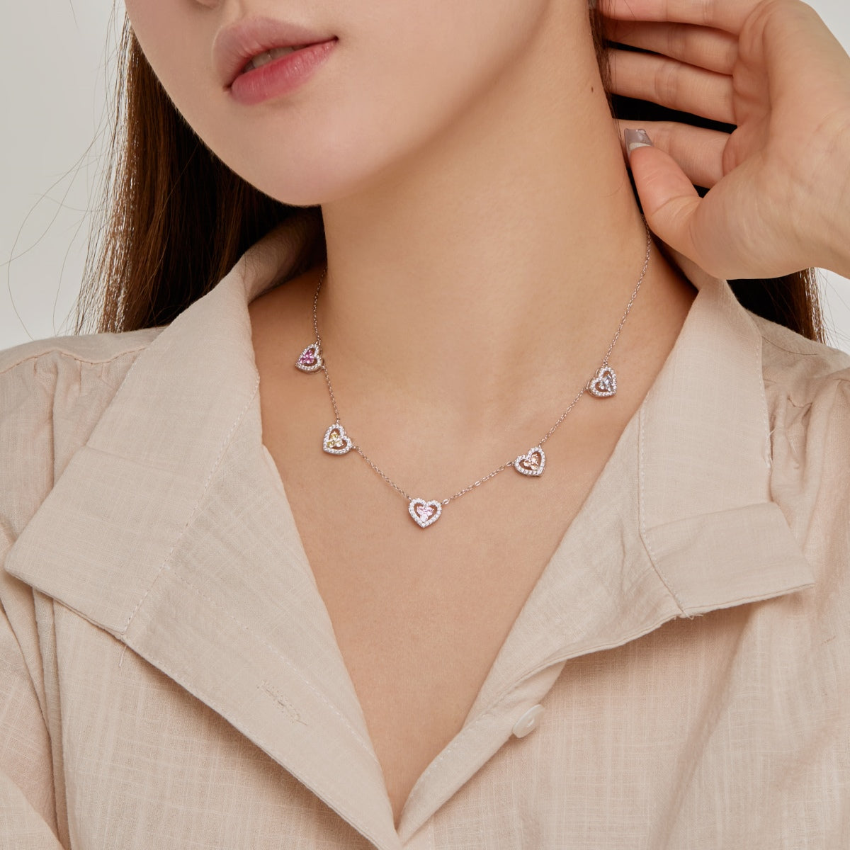 [Rose Tomorrow]Sparkling Five Heart Necklace