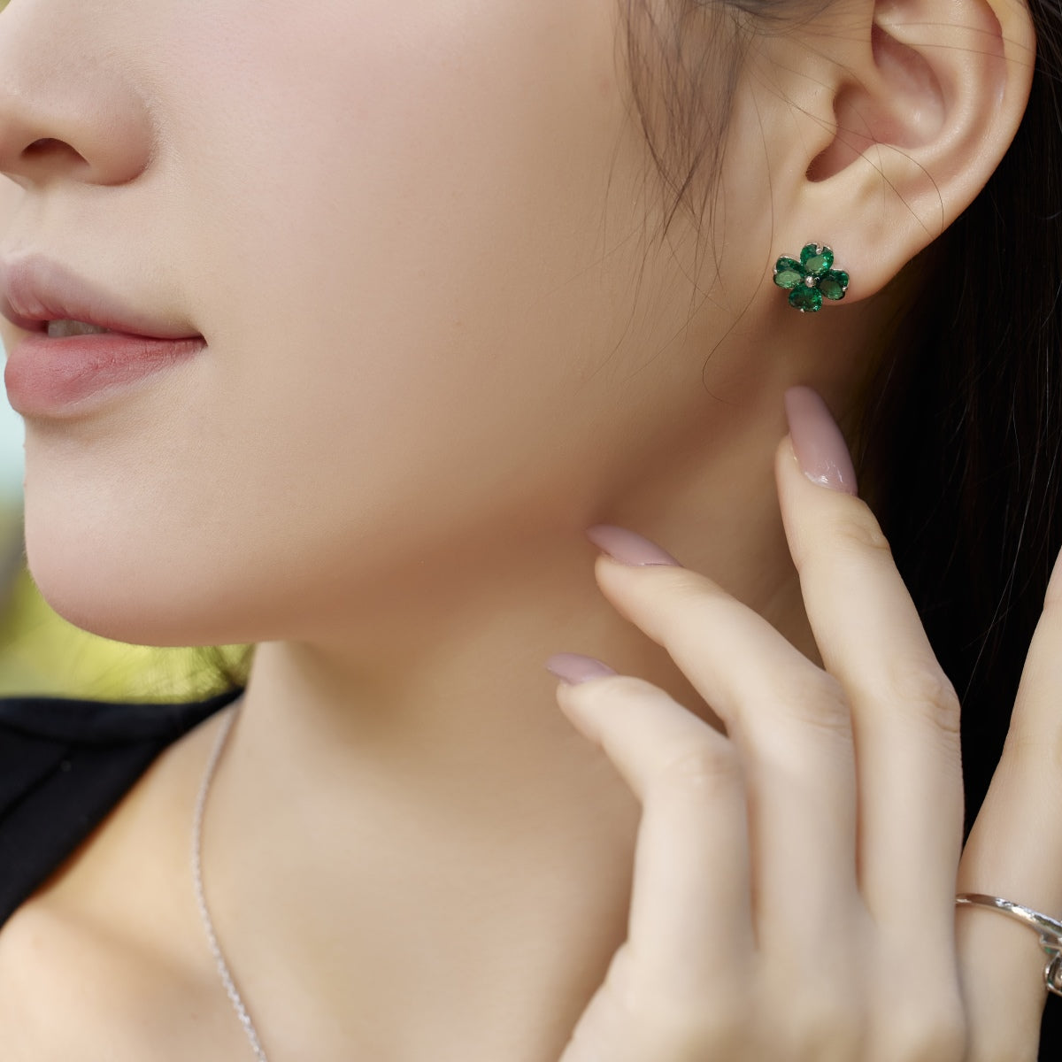 [Rose Tomorrow]Four-Leaf Clover Ball Earrings