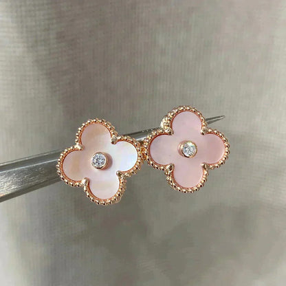 [Rose Tomorrow]CLOVER MEDIUM 1 MOTIFS  PINK MOP DIAMOND EARRINGS