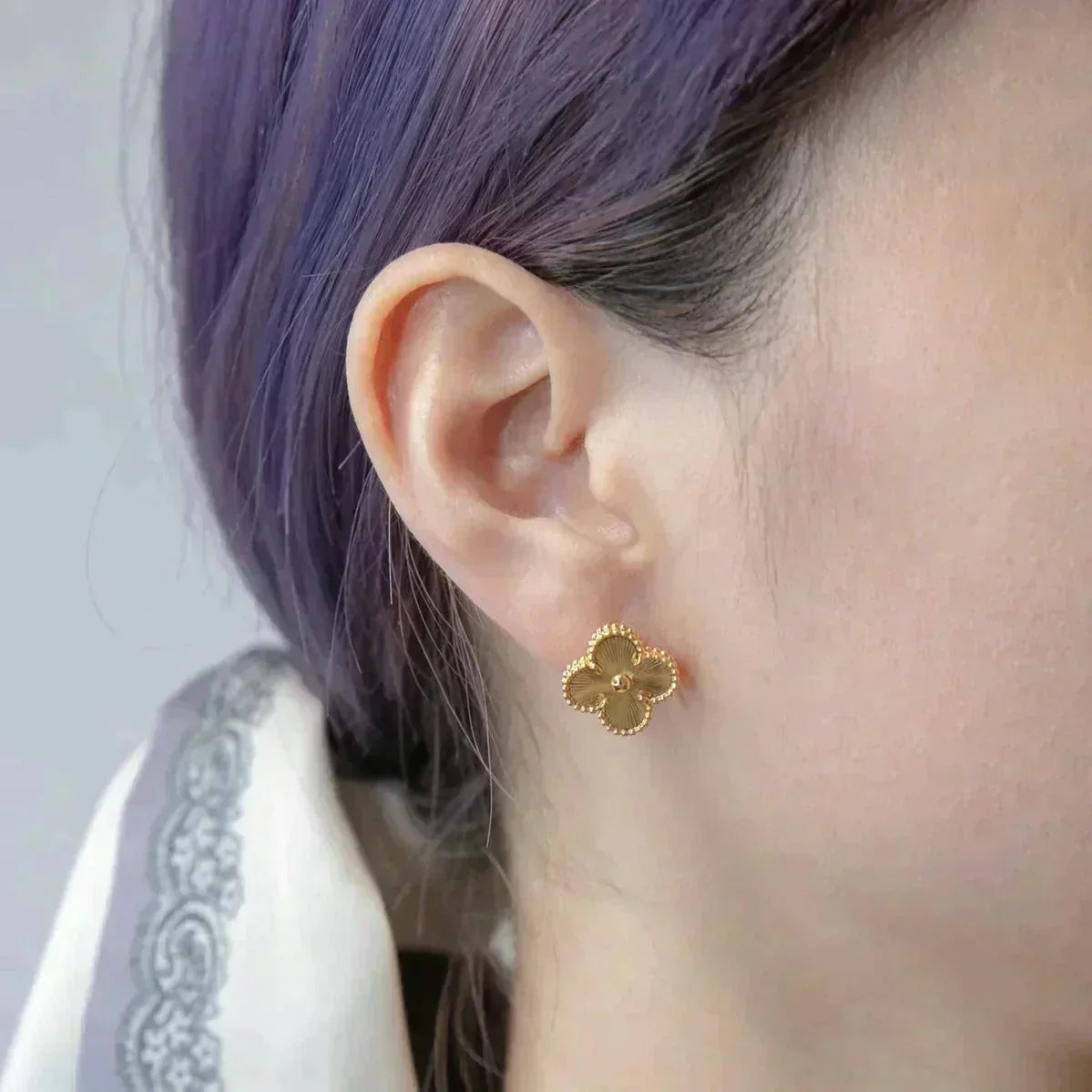 [Rose Tomorrow]CLOVER MEDIUM 1 MOTIFS LASER EARRINGS