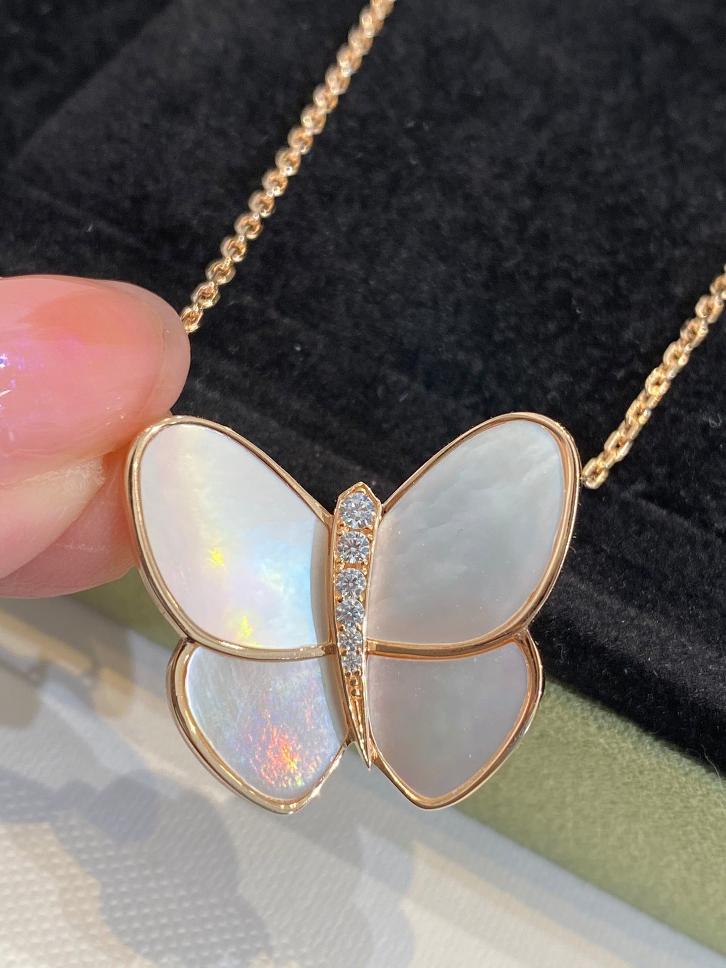 [Rose Tomorrow]BUTTERFLY GOLD MOP DIAMOND NECKLACE