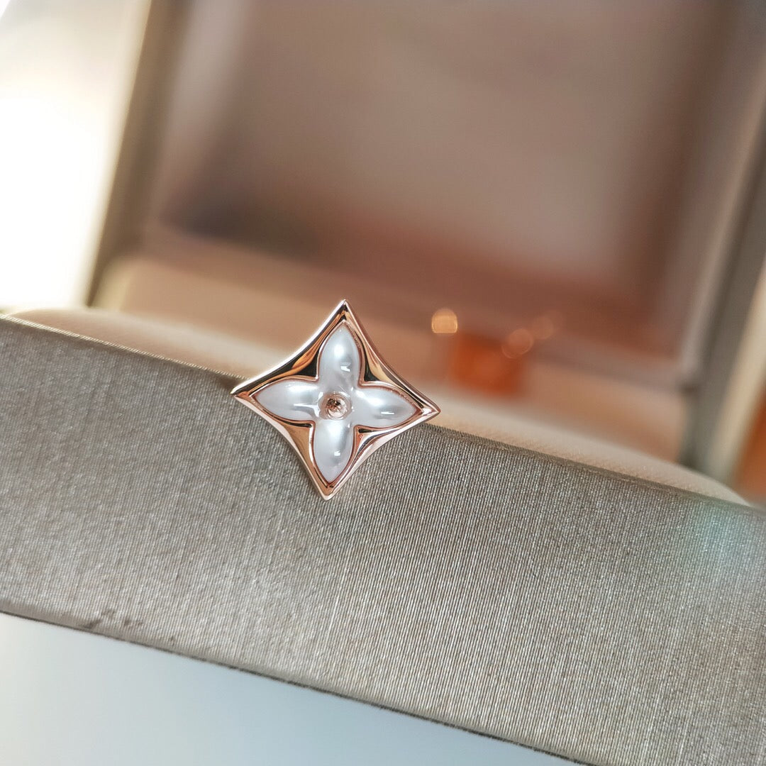 [Rose Tomorrow]STAR MOP PINK GOLD EARRINGS