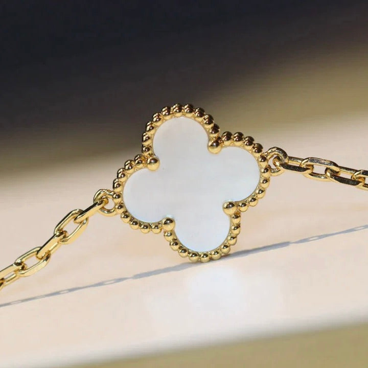 [Rose Tomorrow]CLOVER 20 MOTIFS WHITE MOP NECKLACE