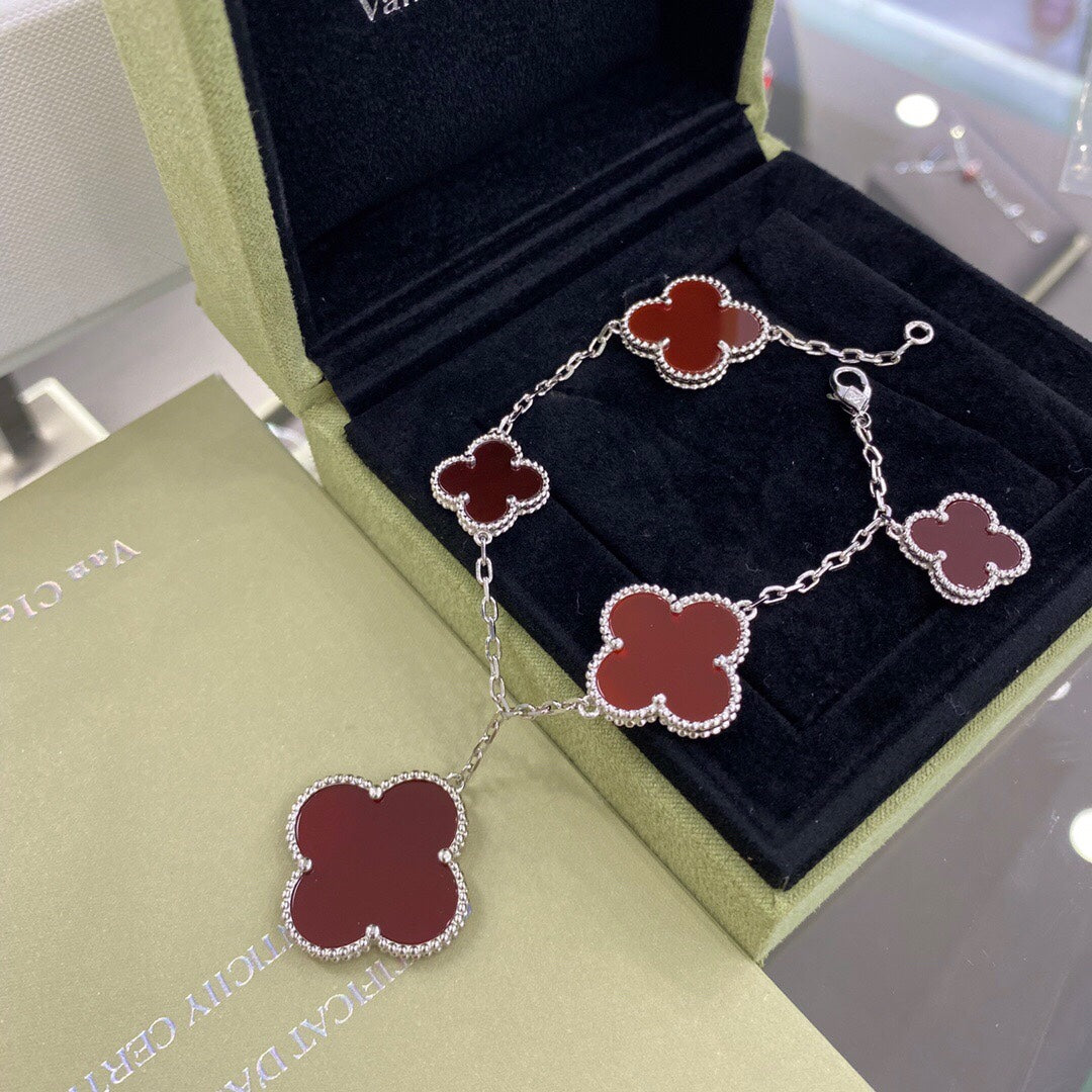 [Rose Tomorrow]CLOVER 5 MOTIFS SIVLER CARNELIAN BRACELET