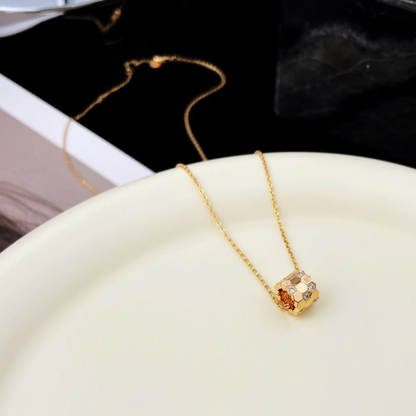 [Rose Tomorrow]BEE MINI PEDANT DIAMOND NECKLACE