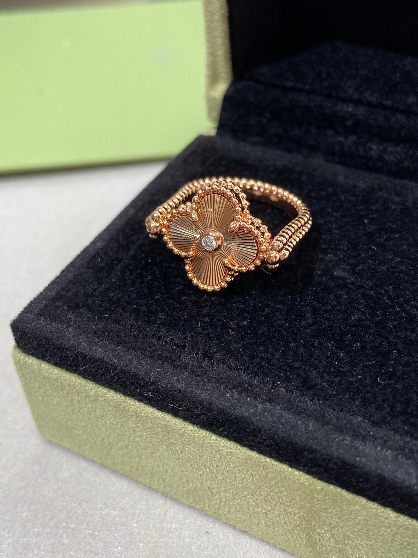 [Rose Tomorrow]CLOVER RIVERSIBLE ROSE GOLD RING