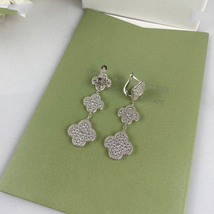 [Rose Tomorrow]CLOVER 3 MOTIF DIAMOND SILVER DROP EARRINGS