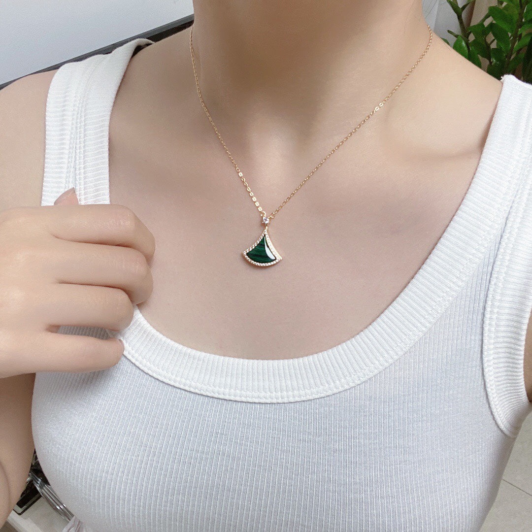 [Rose Tomorrow]DREAM MALACHITE DIAMOND PAVED PINK GOLD NECKLACE