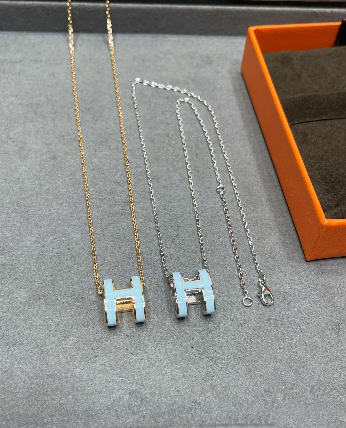 [Rose Tomorrow]POP H SKY BLUE NECKLACE