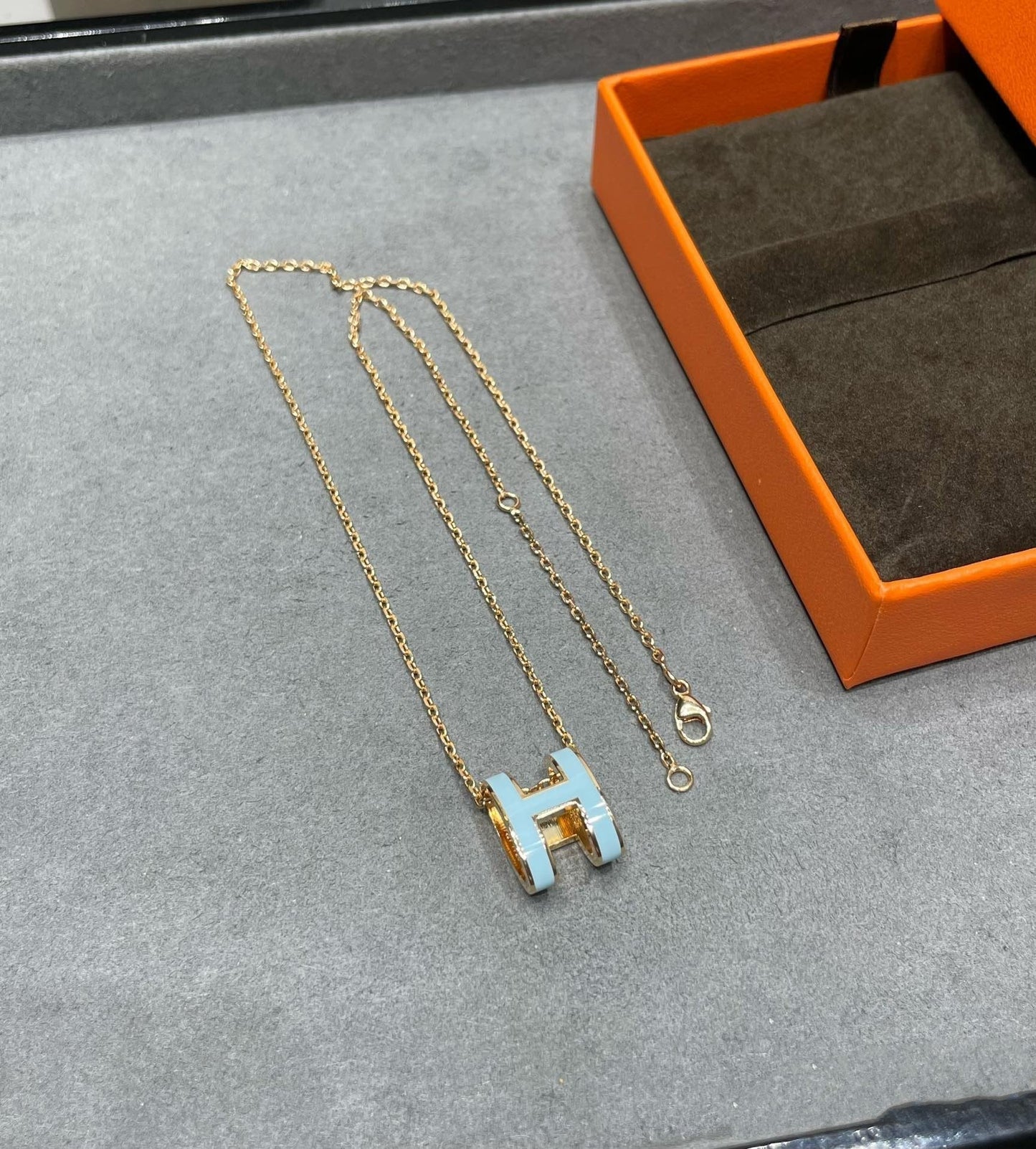 [Rose Tomorrow]POP H SKY BLUE NECKLACE