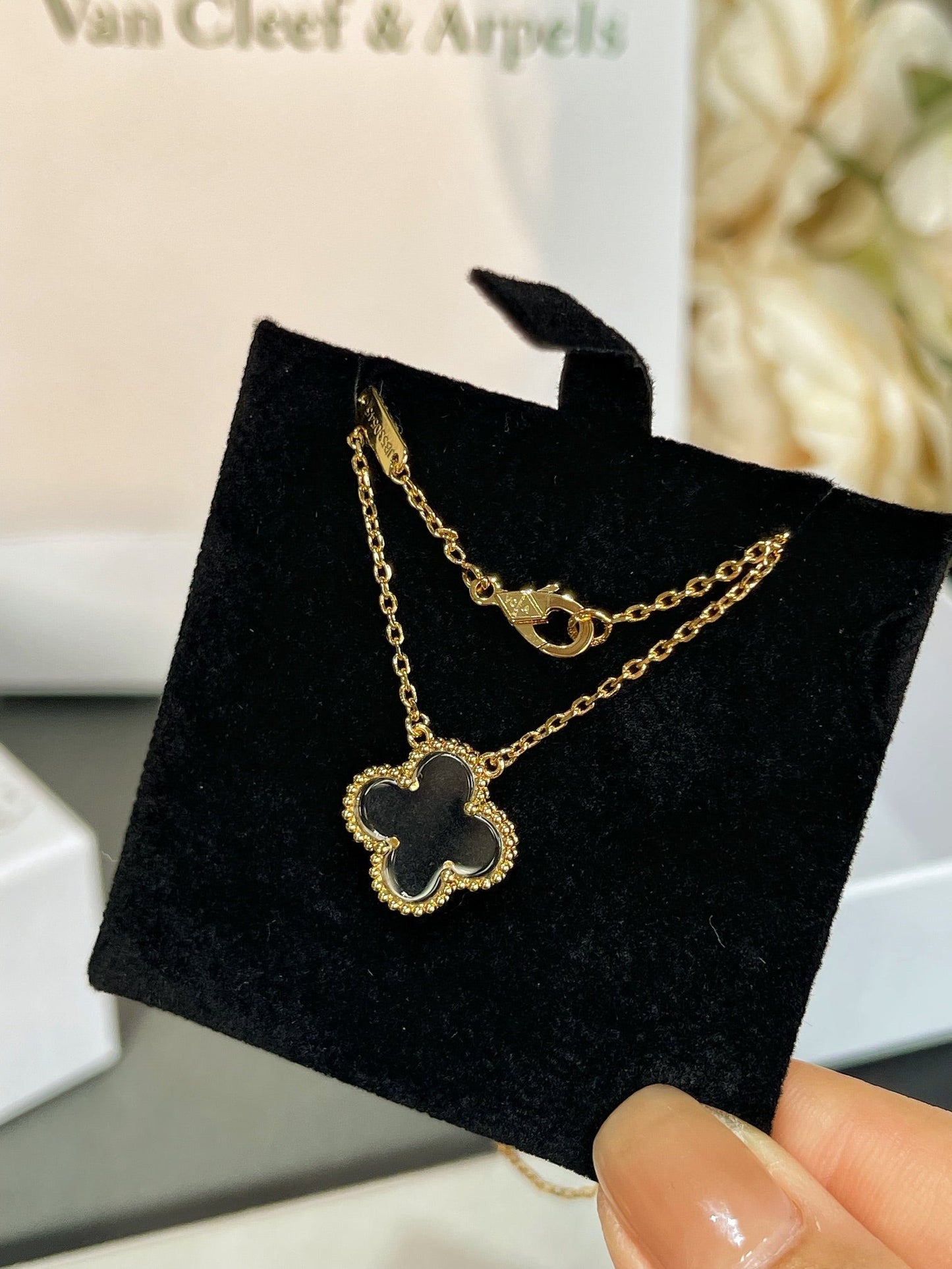 [Rose Tomorrow]CLOVER ROCK CRYSTAL ROSE GOLD NECKLACE