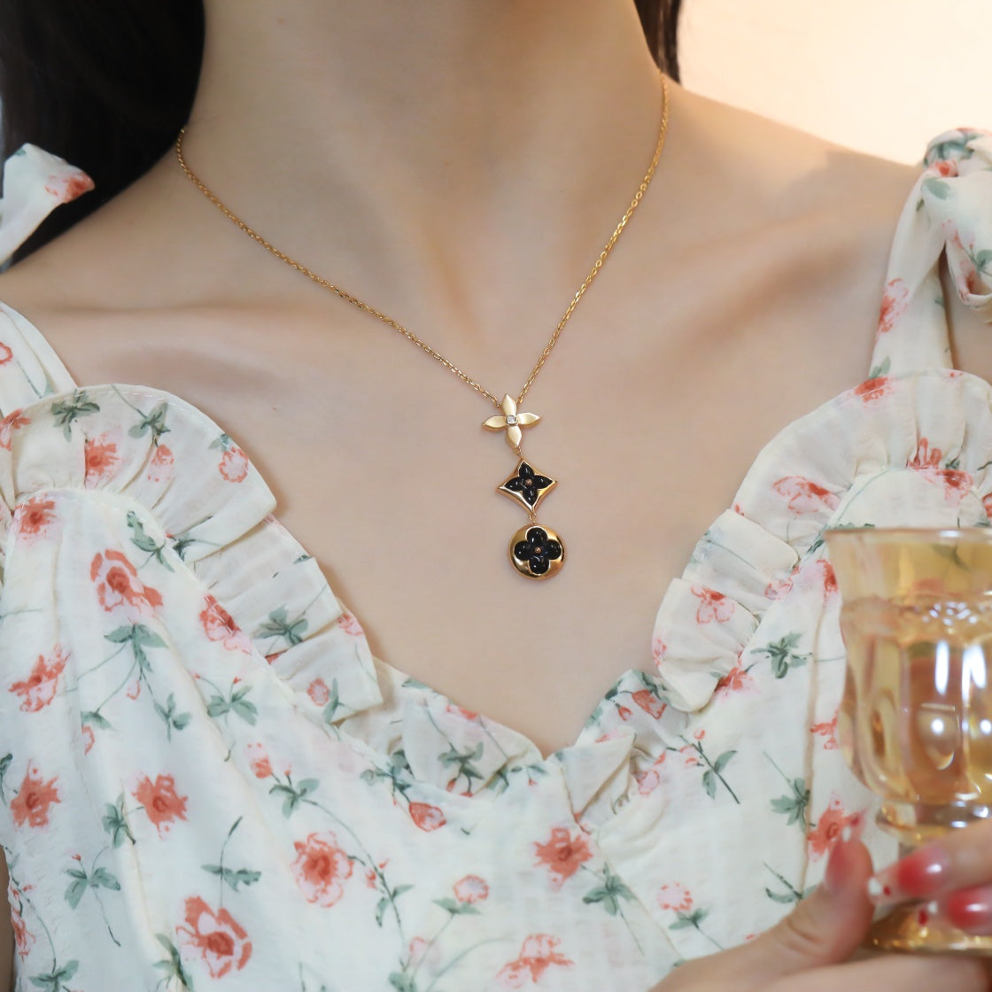 [Rose Tomorrow]STAR AND SUN ONYX PINK GOLD NECKLACE