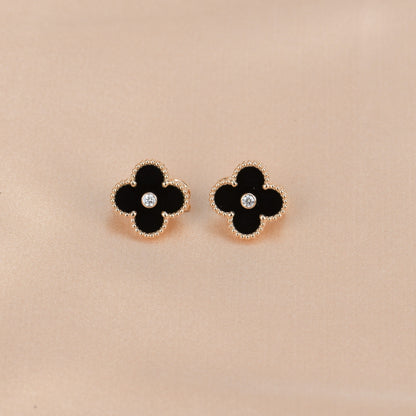 [Rose Tomorrow]CLOVER MEDIUM 1 MOTIFS ONYX DIAMOND EARRINGS