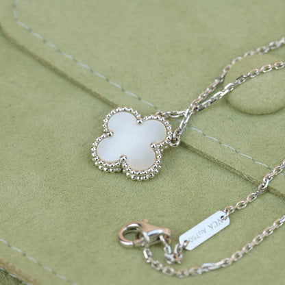 [Rose Tomorrow]CLOVER  15MM WHITE MOTHER-OF-PEARL SILVER