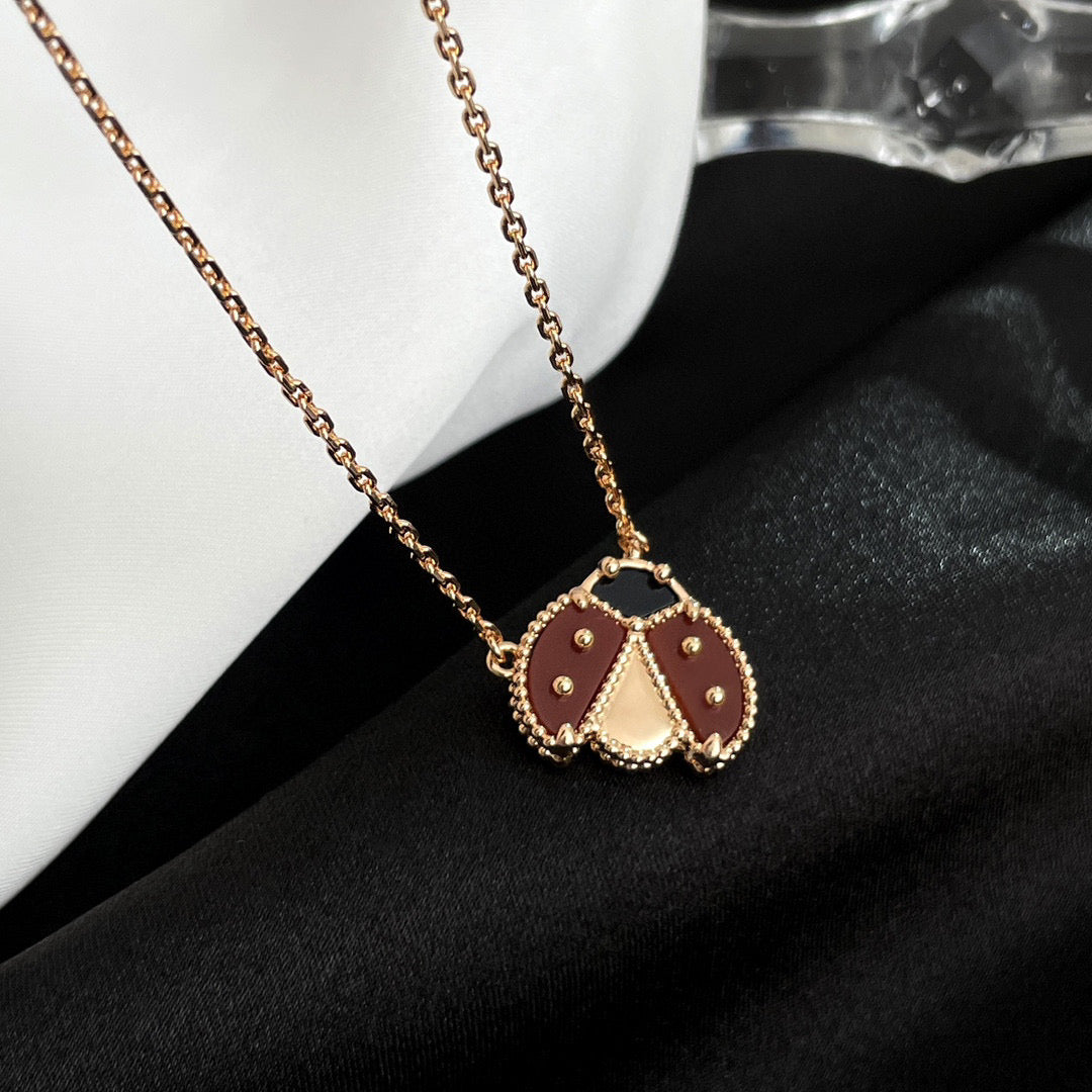 [Rose Tomorrow]LUCKY  CARNELIANS LADYBUG NECKLACE