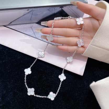 [Rose Tomorrow] Clover 10 Flower White Mother of Pearl Necklace. Silver.