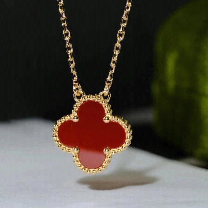 [Rose Tomorrow]CLOVER 15MM CARNELIAN SINGLE FLOWER NECKLACE