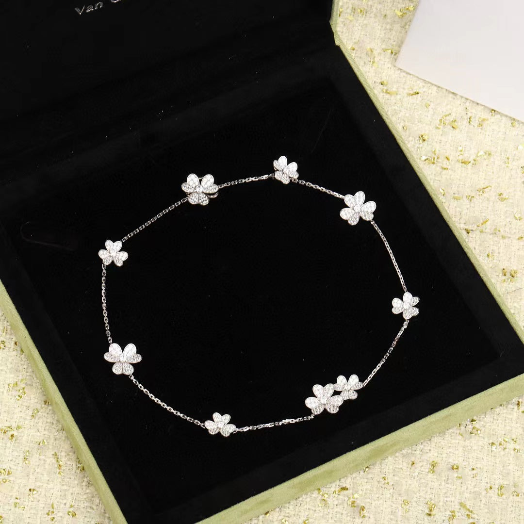 [Rose Tomorrow]FRIVOLE SILVER 9 FLOWERS NECKLACE