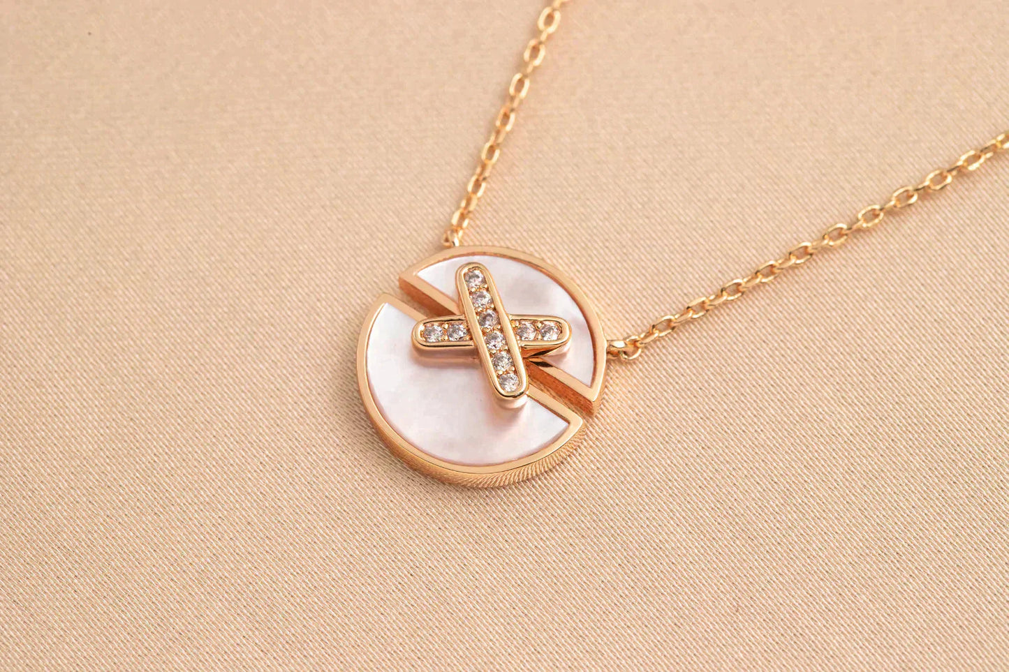 [Rose Tomorrow]JEUX DE ROSE GOLD DIAMOND NECKLACE