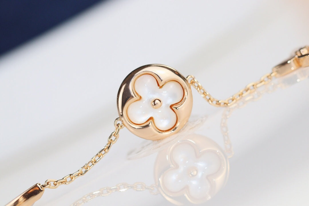 [Rose Tomorrow] LEAF CLOVER BRACELET