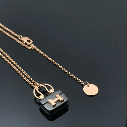 [Rose Tomorrow]WOMEN'S HM AMULETTES CONSTANCE PENDANT NECKLACE