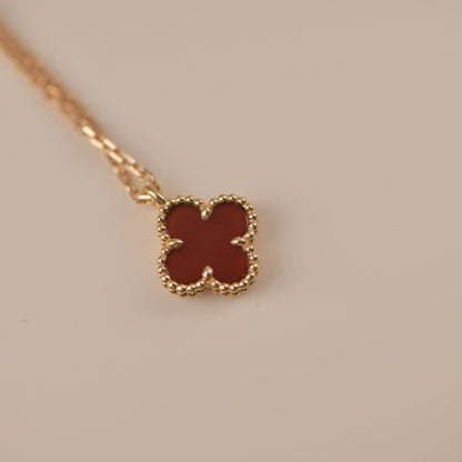 [Rose Tomorrow]CLOVER MINI 9.5MM WHITE CARNELIANS NECKLACE