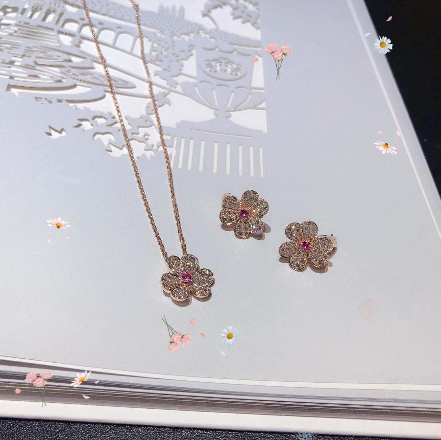 [Rose Tomorrow]FRIVOLE ROSE GOLD FLOWER DIAMOND NECKLACE