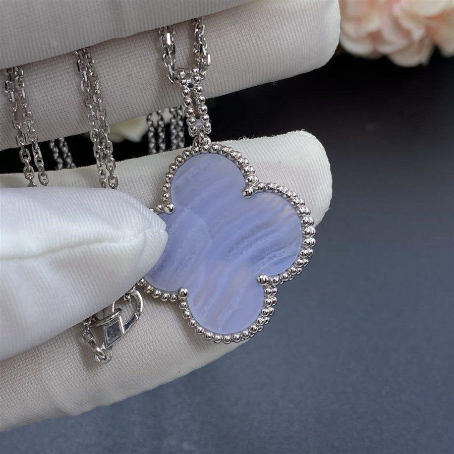 [Rose Tomorrow]CLOVER SILVER CHALCEDONY BIG CLOVER NECKLACE