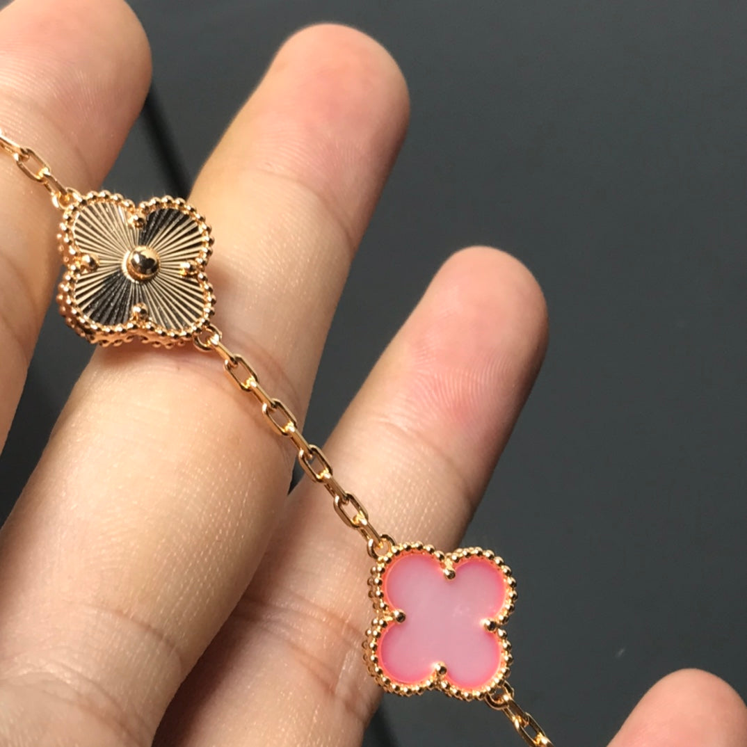 [Rose Tomorrow]CLOVER BRACELET 5 MOTIF PINK AND PINK GOLD