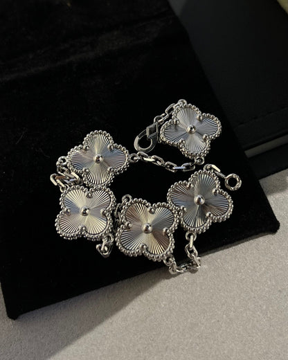 [Rose Tomorrow]CLOVER SILVER 5 MOTIFS BRACELET